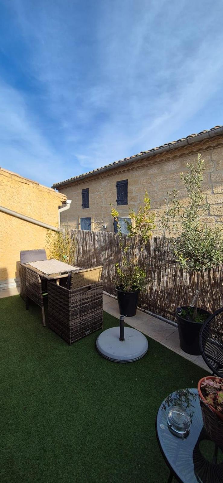 Proche D'Uzes La Terrasse Du Soleil Levant Collias ภายนอก รูปภาพ